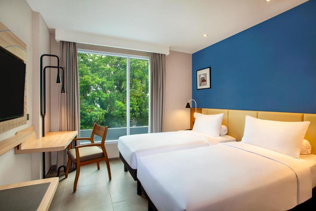 Отель Ibis Styles Bogor Pajajaran Экстерьер фото