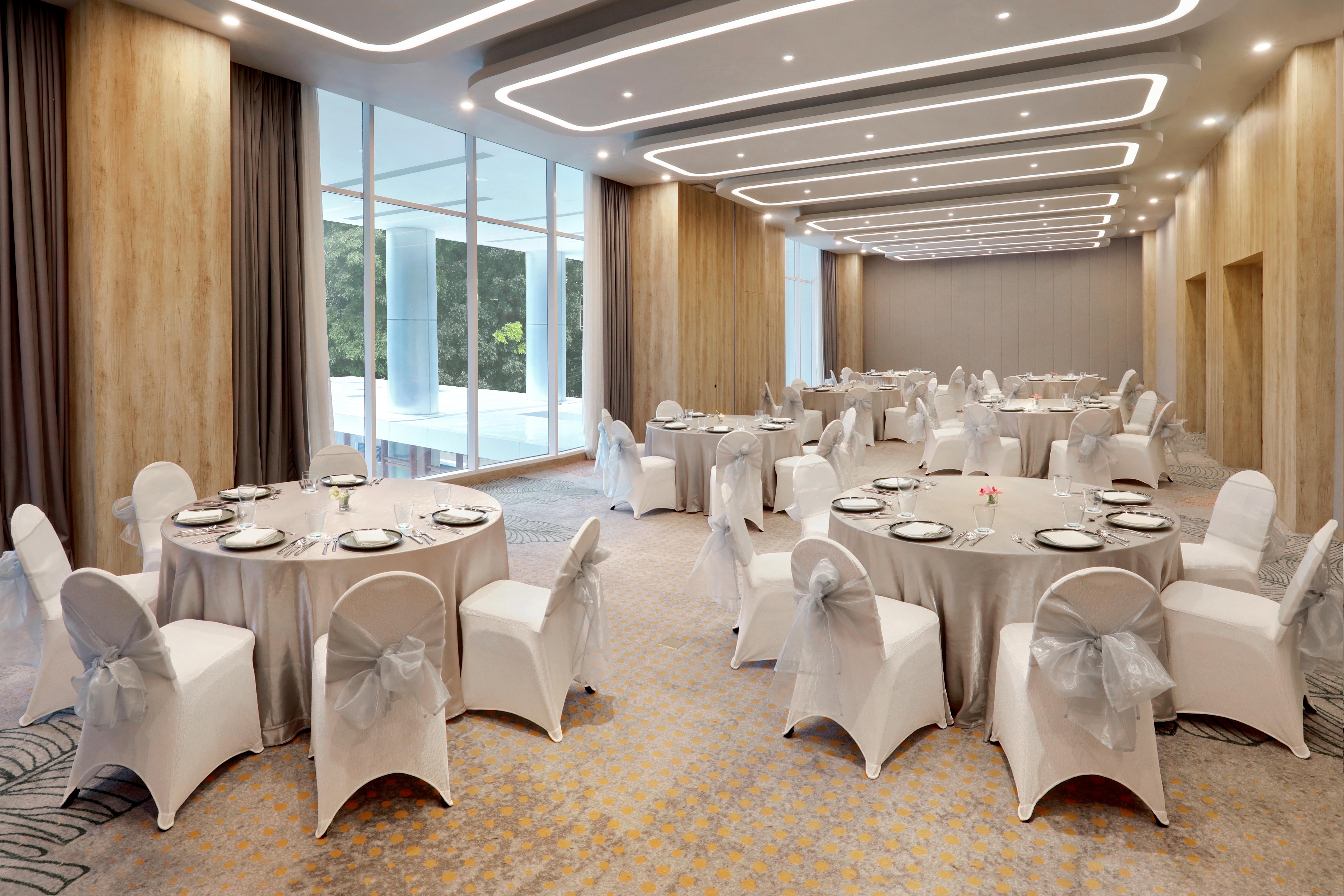 Отель Ibis Styles Bogor Pajajaran Экстерьер фото