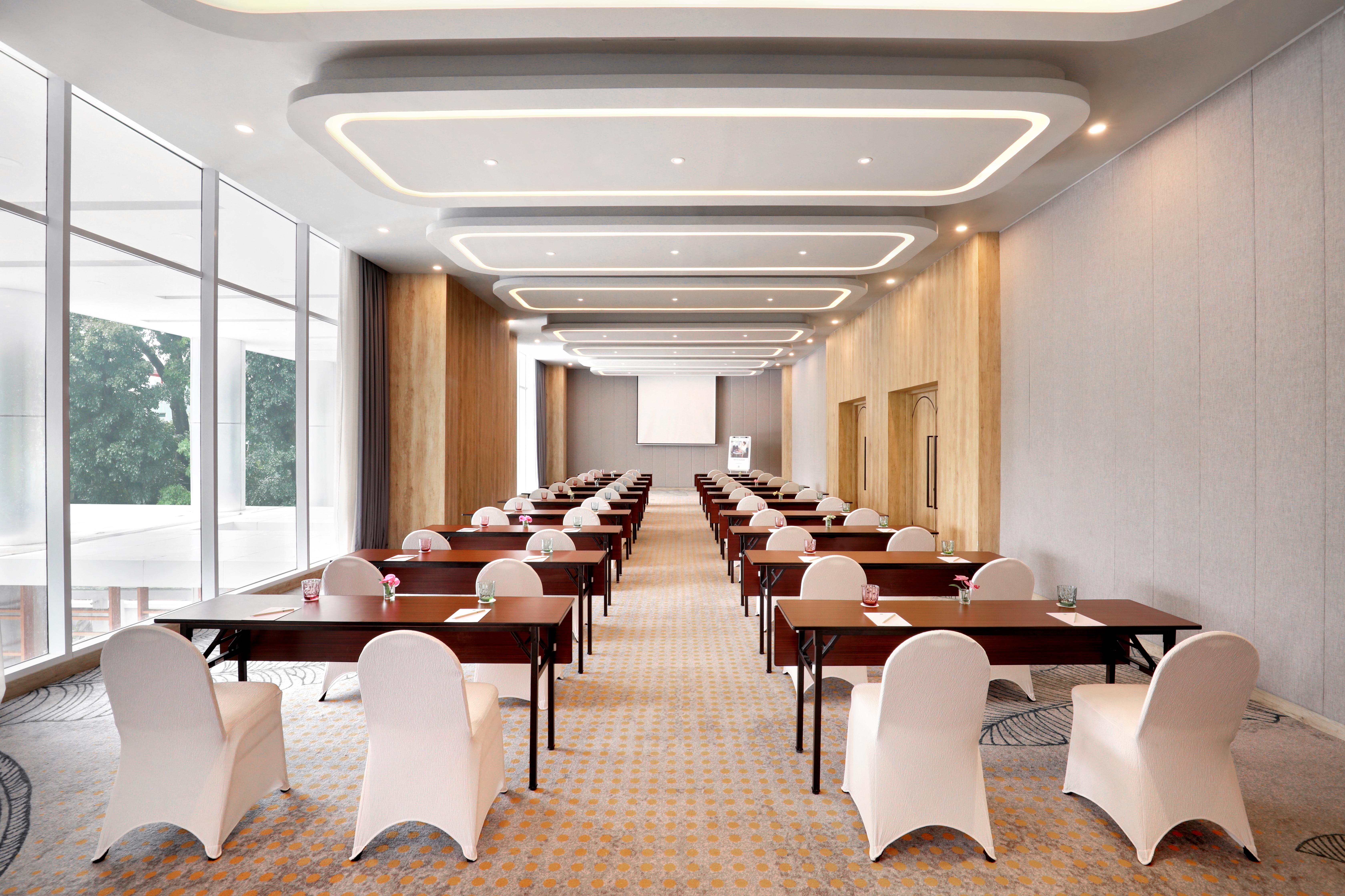 Отель Ibis Styles Bogor Pajajaran Экстерьер фото