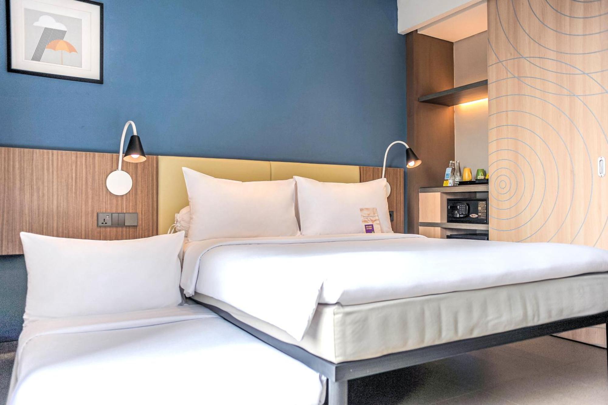 Отель Ibis Styles Bogor Pajajaran Экстерьер фото