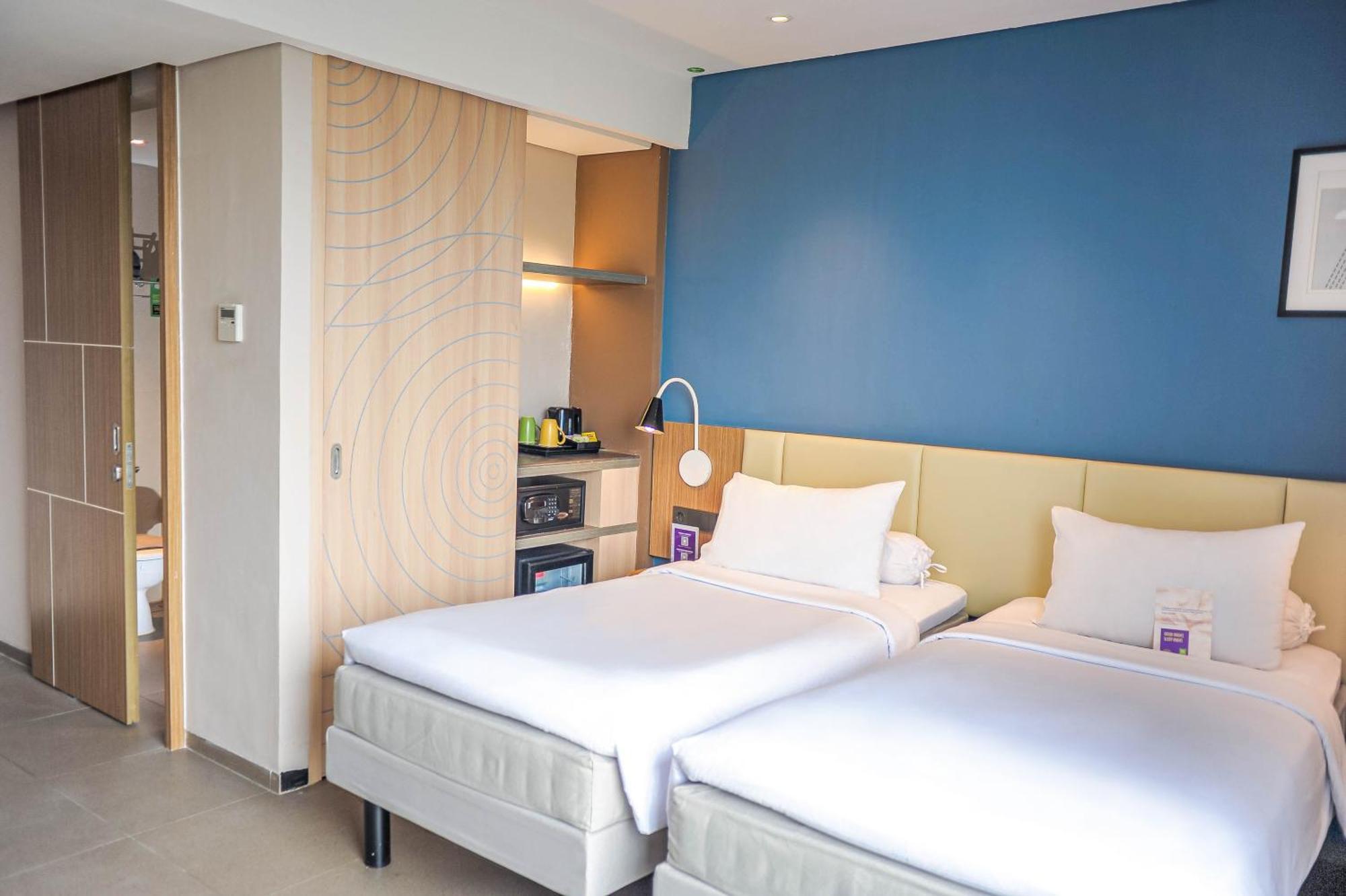 Отель Ibis Styles Bogor Pajajaran Экстерьер фото